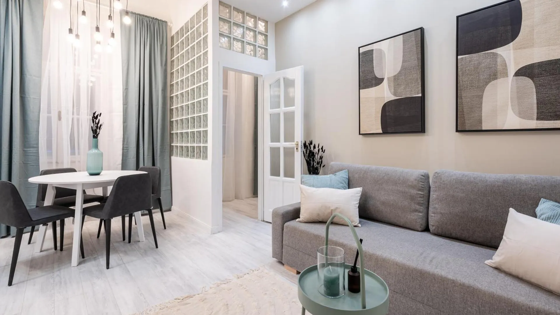 Kl31 - Best Location - Elegant Historic Residence By Bqa بودابست 0*,